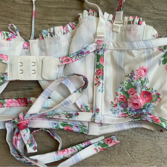 For Love and Lemons Floral Satin Pleated Bustier Bra - Picture 13 of 14